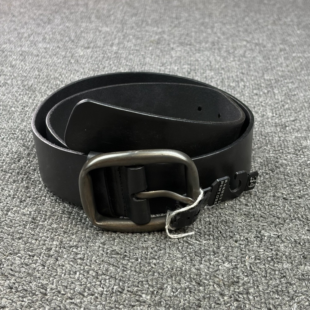 Barneys New York Black Leather Belt Made in Italy Size 34 Genuine Leather NWT